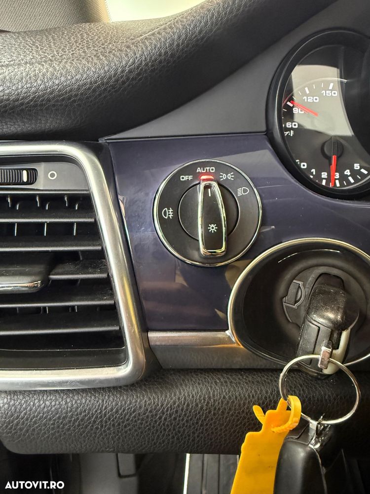 Porsche Panamera 3.0 Tiptronic S - 26