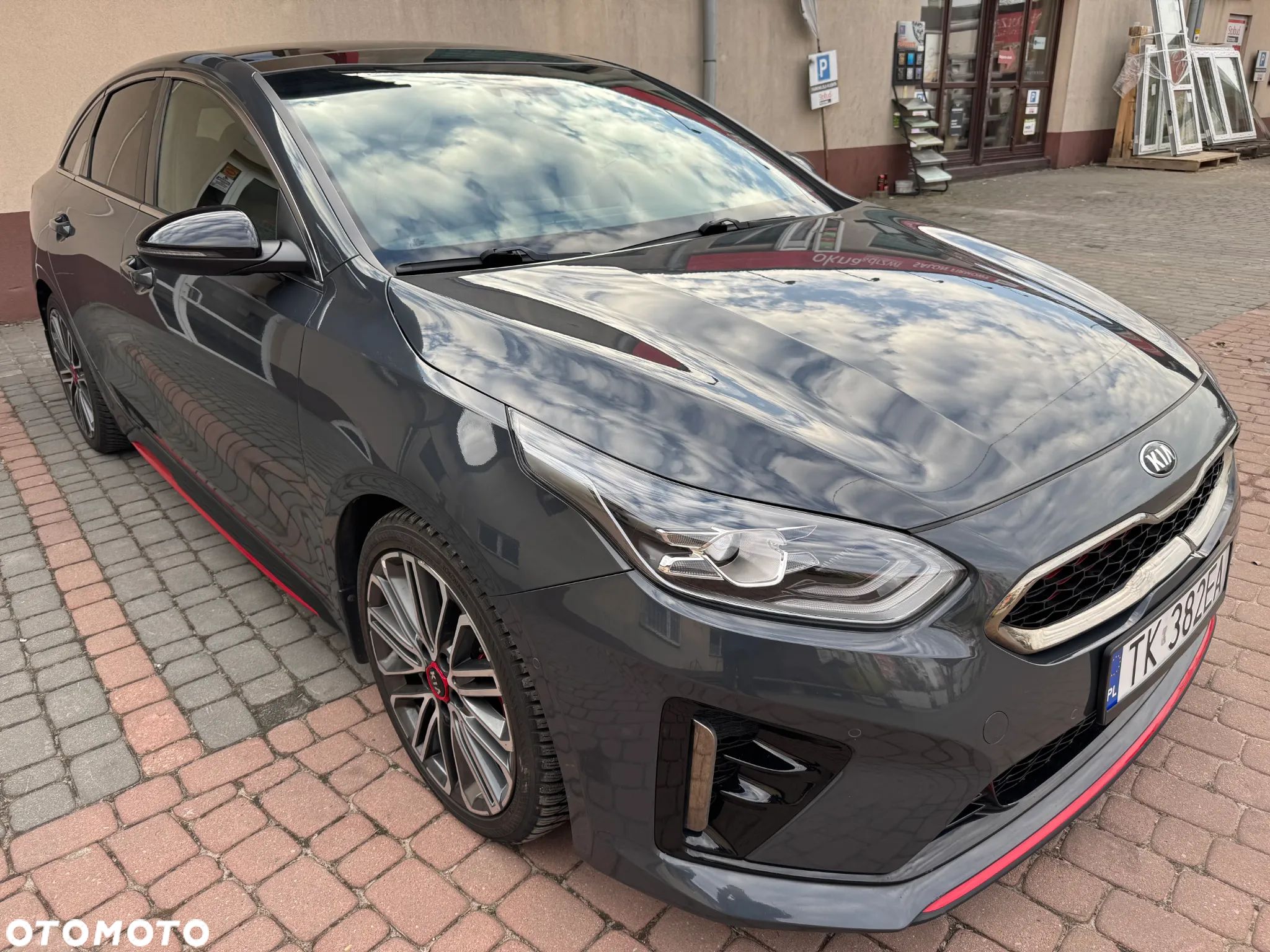 Kia ProCeed 1.6 T-GDI GT DCT - 1
