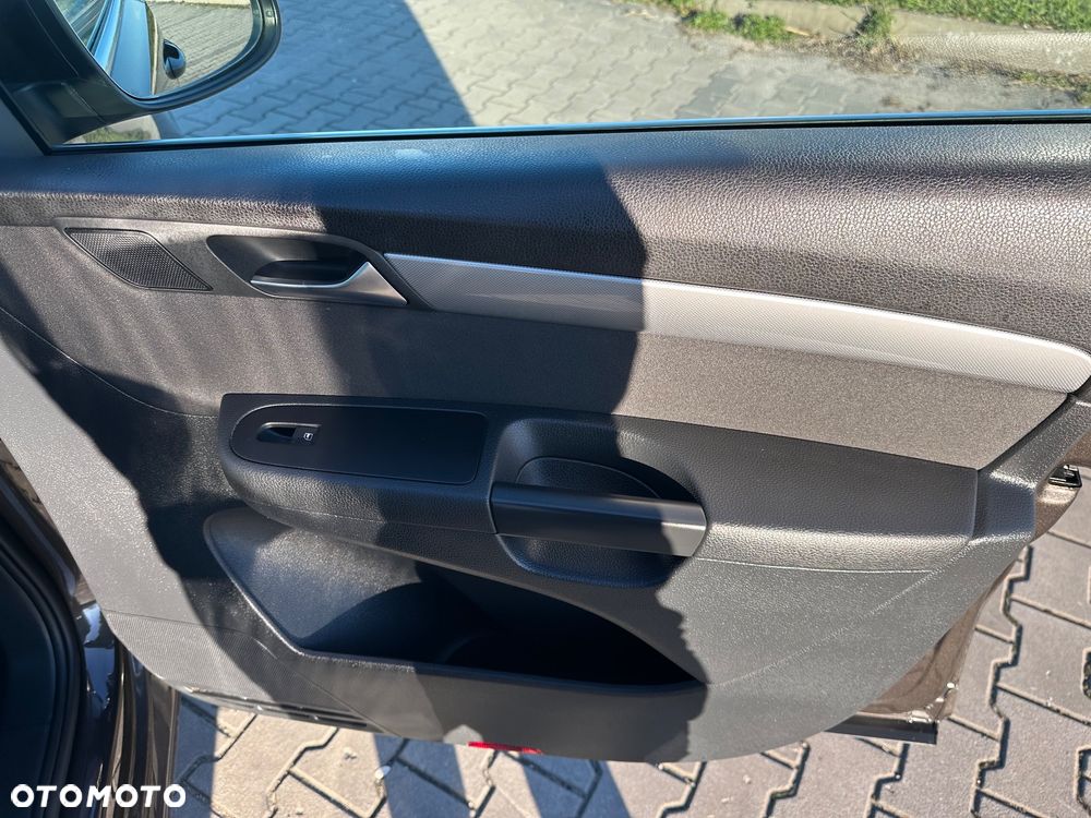Volkswagen Sharan 2.0 TDI DPF BlueMotion Trendline - 25