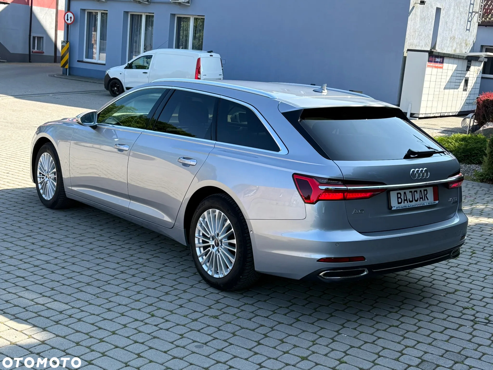 Audi A6 Avant 40 TDI quattro S tronic - 4