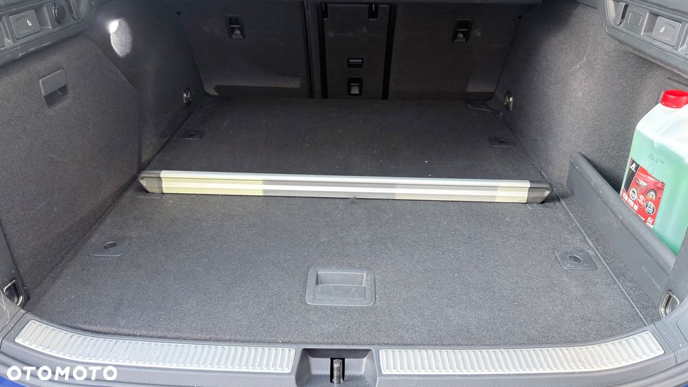 Volkswagen Passat 2.0 TDI SCR Style DSG - 21