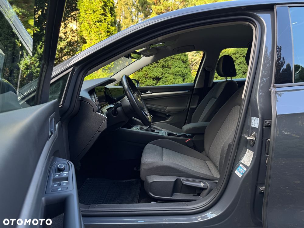 Volkswagen Golf VIII 1.5 TSI EVO Life - 6