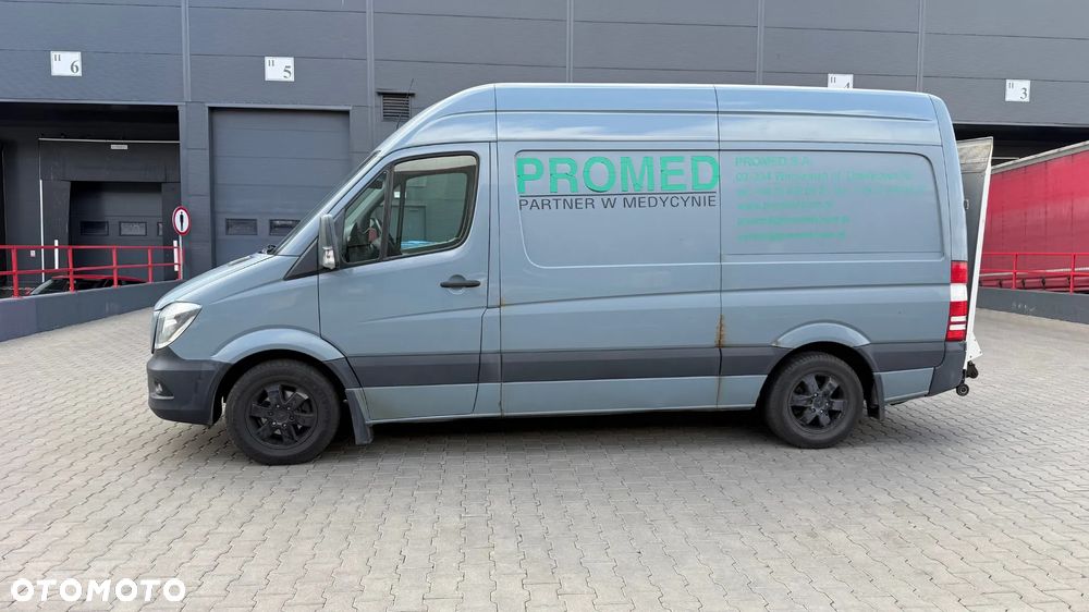 Mercedes-Benz Sprinter - 1