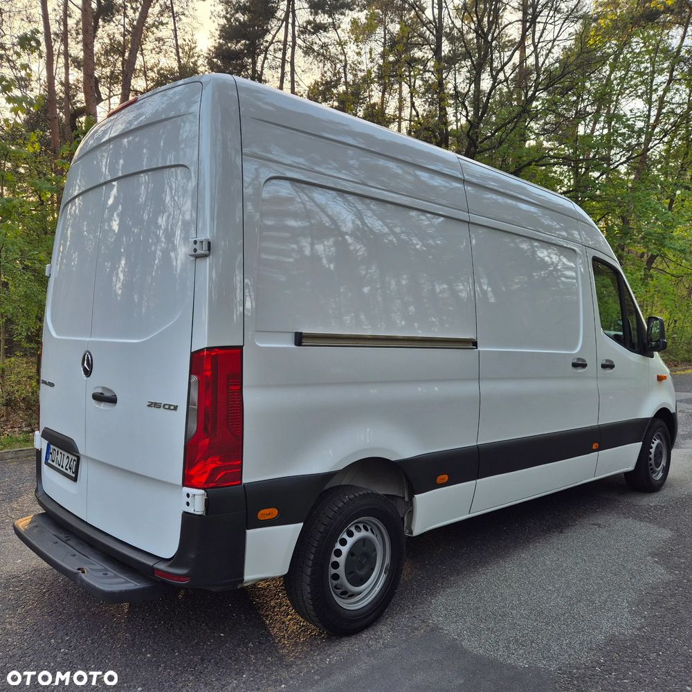 Mercedes-Benz Sprinter - 3