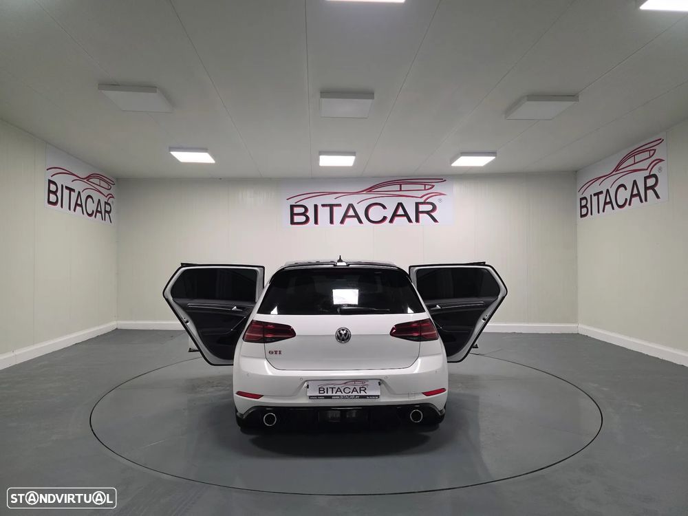 VW Golf 2.0 TSI GTI DSG Performance - 30