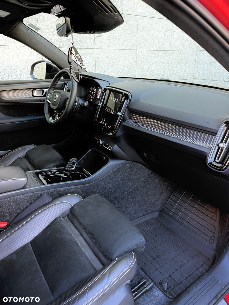 Volvo XC 40 T5 AWD R-Design - 15