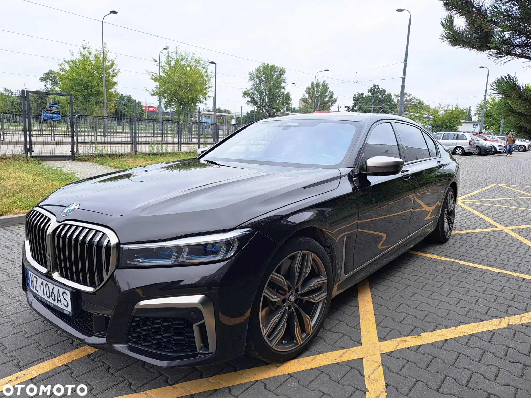 BMW Seria 7 M760Li xDrive - 2