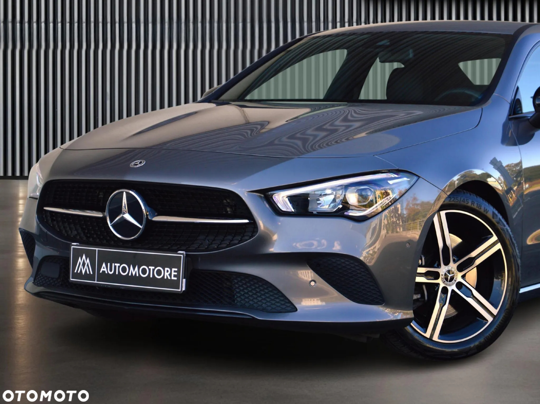 Mercedes-Benz CLA 250 4-Matic Progressive 7G-DCT - 2
