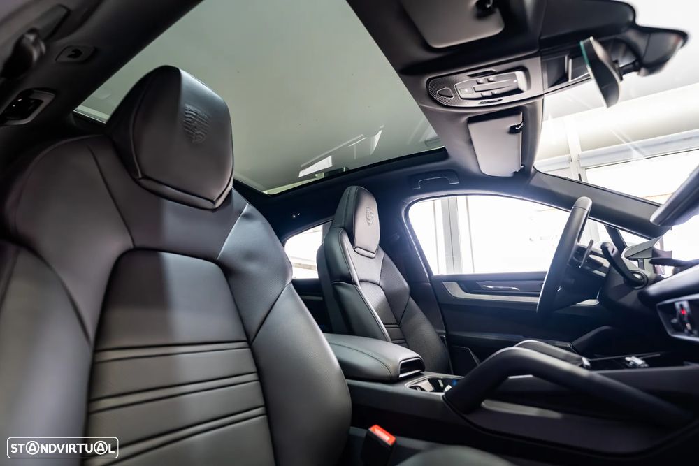 Porsche Cayenne Coupé E-Hybrid - 34