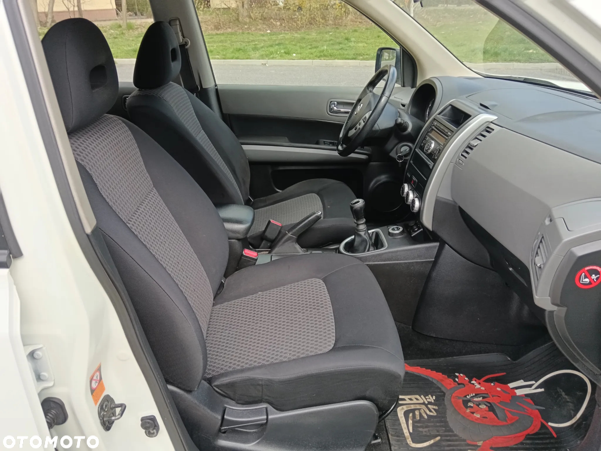 Nissan X-Trail 2.0 dCi 4x4 DPF Platinum - 9
