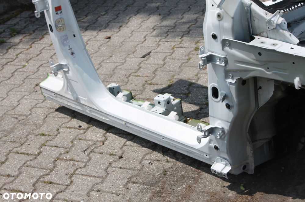 ćwiartka prawa przód próg słupek prawy suzuki sx4 s-cross ii 21- - 8