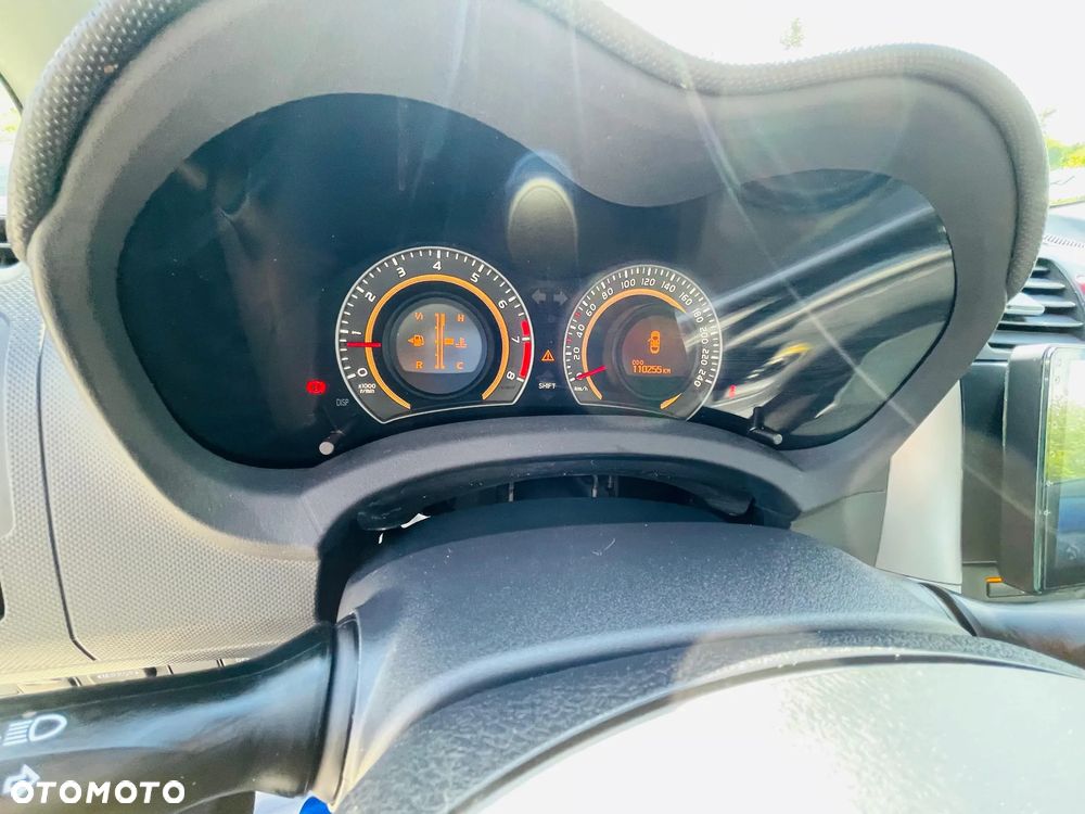 Toyota Auris 1.6 Executive - 21
