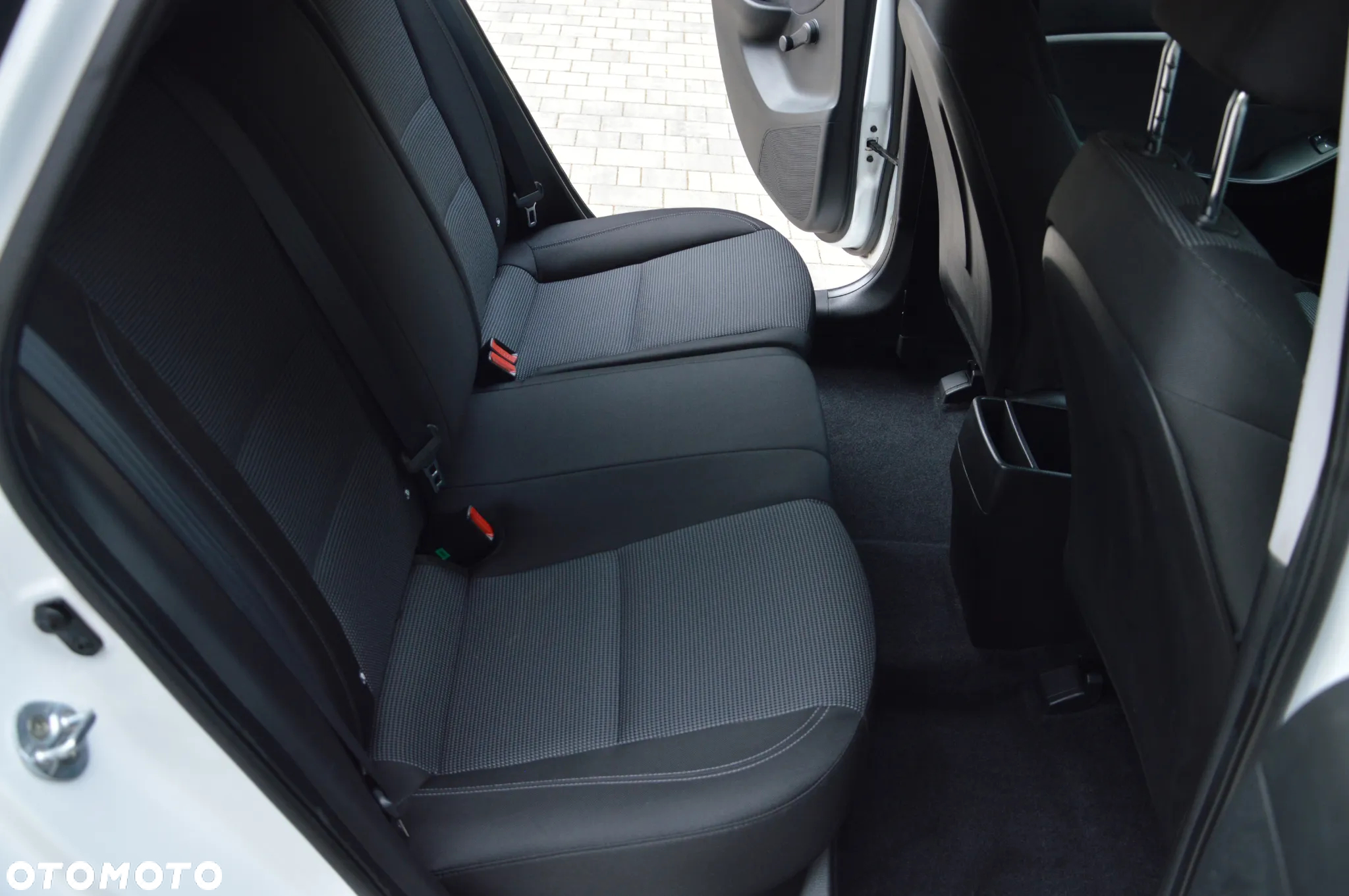 Hyundai i30 1.6 CRDi Comfort - 12