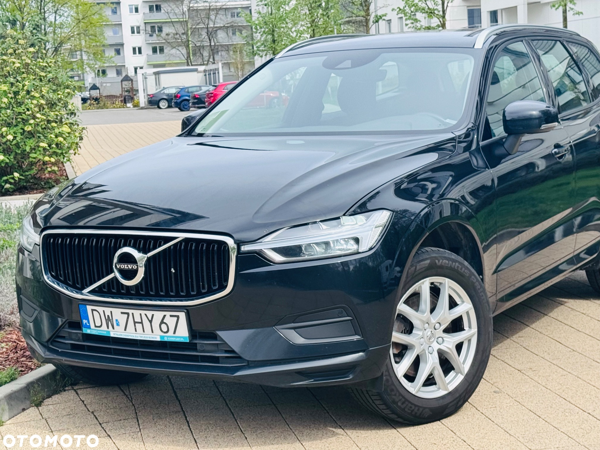 Volvo XC 60 T4 Momentum - 3