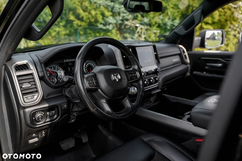 Dodge RAM 5.7 4x4 - 32