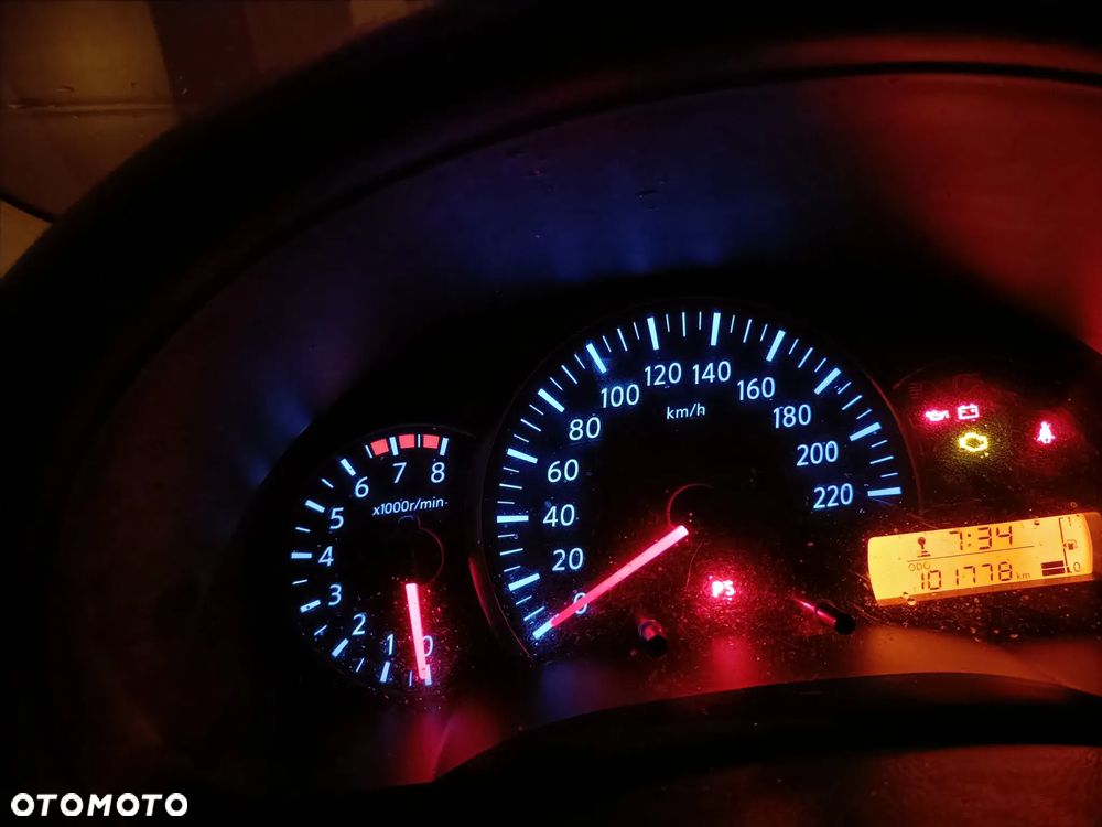 Nissan Micra 1.2 Tekna - 4