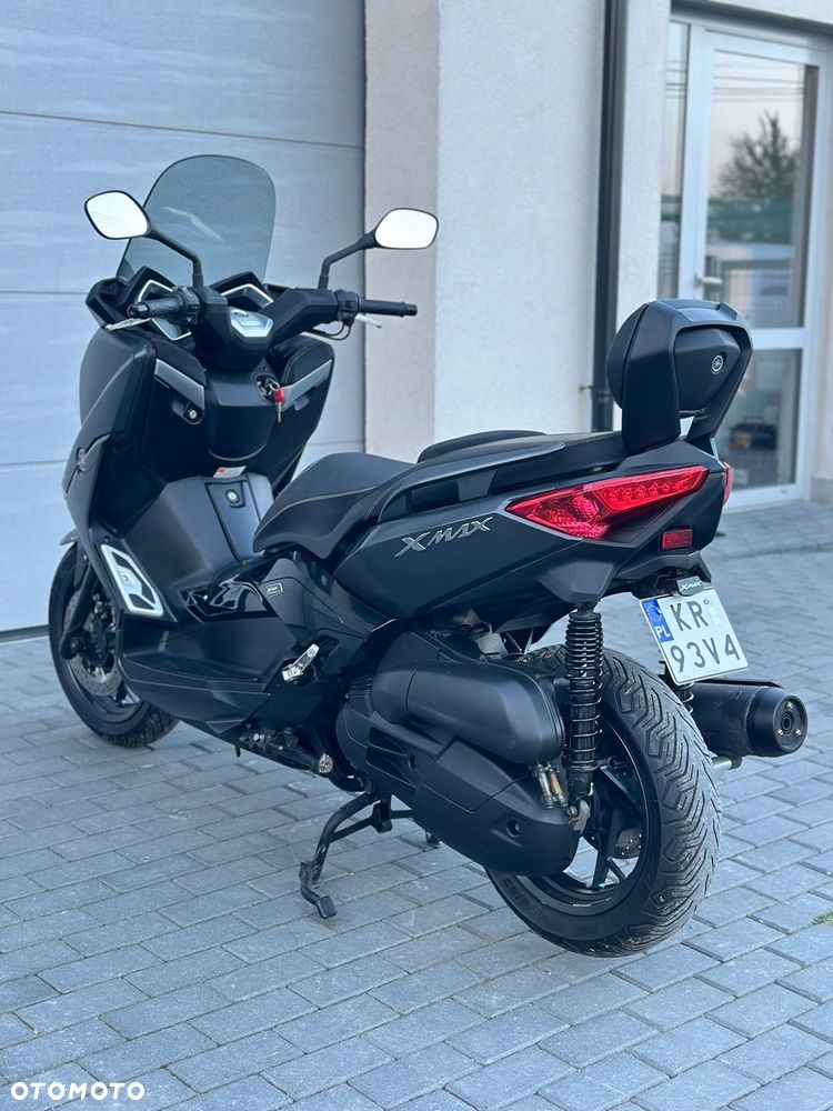 Yamaha X-max - 12
