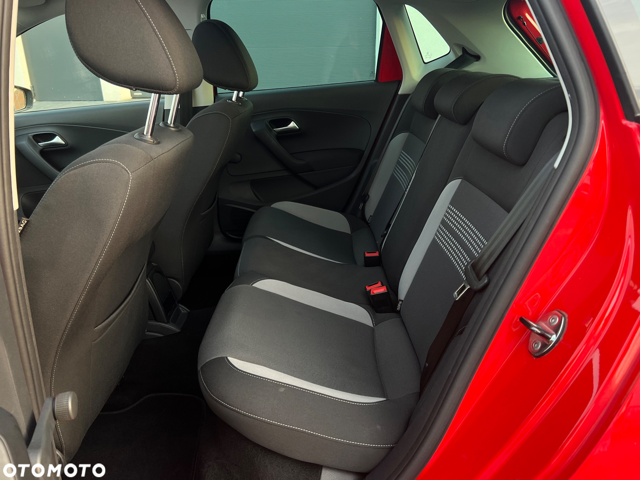 Volkswagen Polo 1.6 TDI DPF Highline - 29