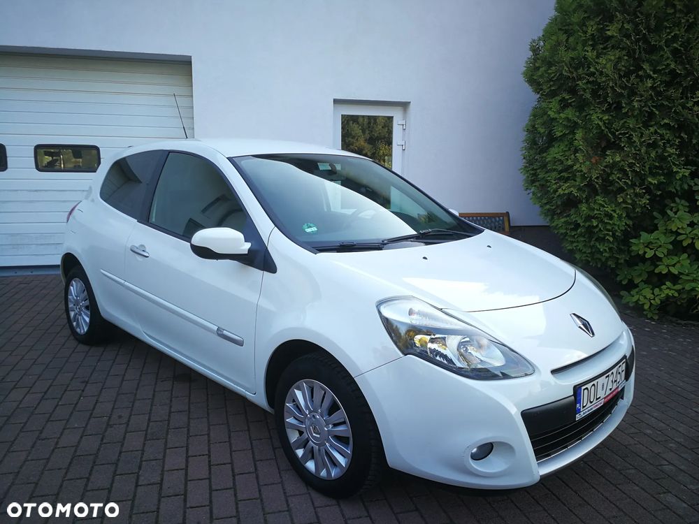 Renault Clio 1.2 16V 75 Expression - 3