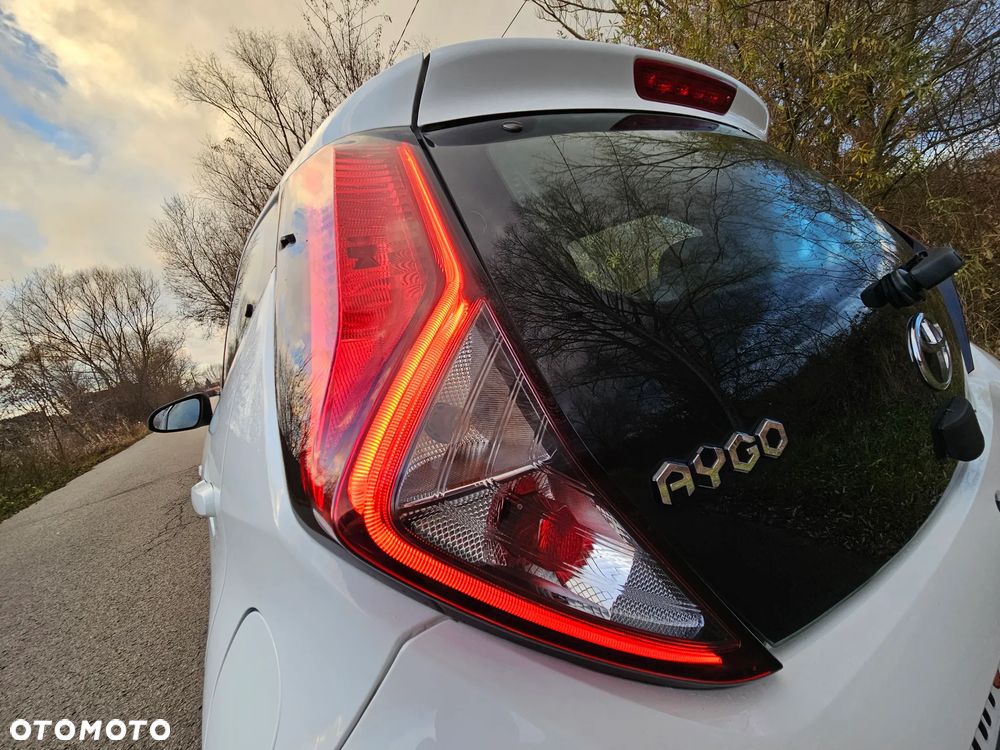 Toyota Aygo 1.0 VVT-i Black Edition - 5