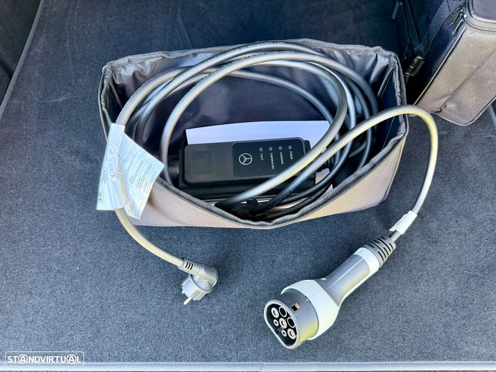 Mercedes-Benz C 300 - 33