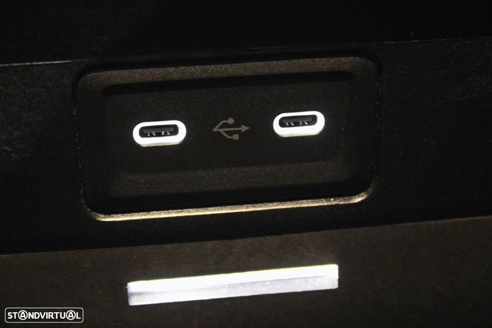 Mercedes-Benz C 300 de AMG Line - 37