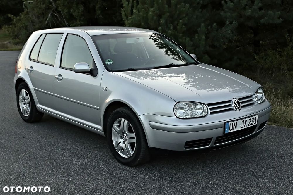 Volkswagen Golf 1.6 Comfortline - 18