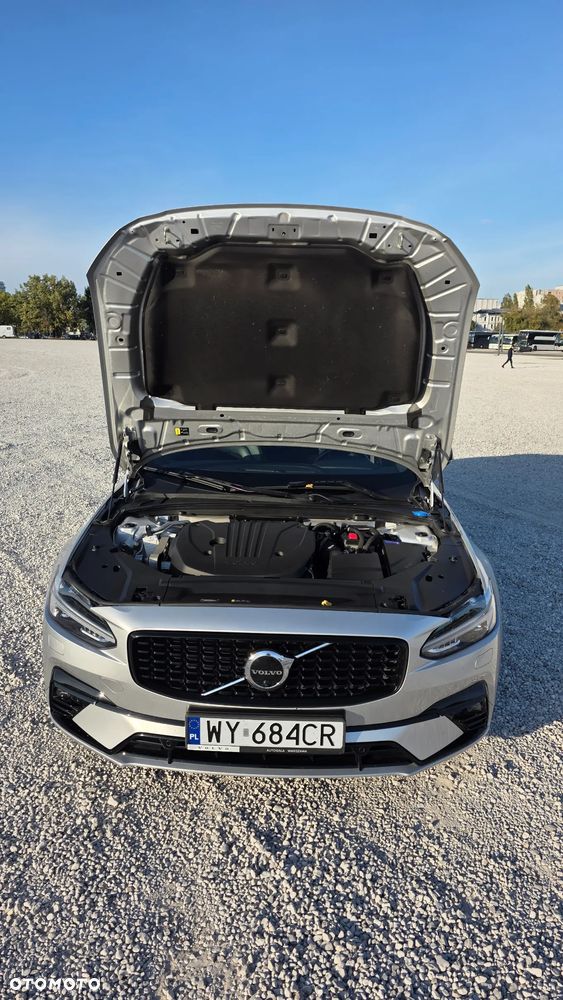 Volvo V90 B5 B R-Design - 11