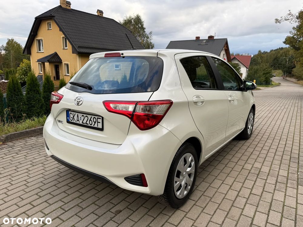 Toyota Yaris 1.5 Dynamic - 9