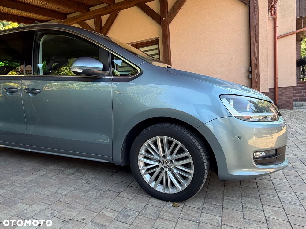 Volkswagen Sharan 2.0 TDI Comfortline DSG - 5