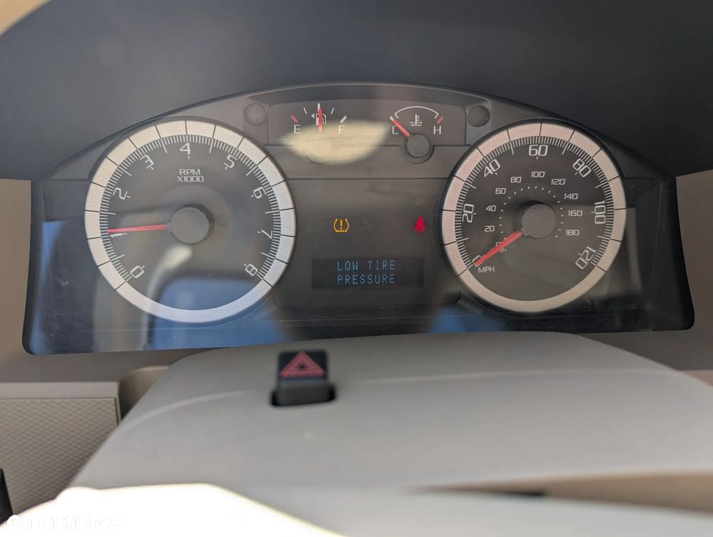 Ford Escape 3.0 XLT 4WD - 16
