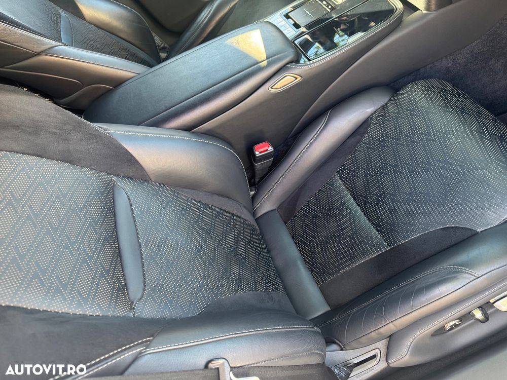 Lexus Seria LS - 21