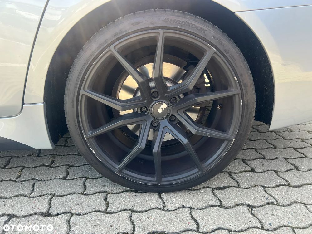 BMW Seria 5 528i xDrive - 11