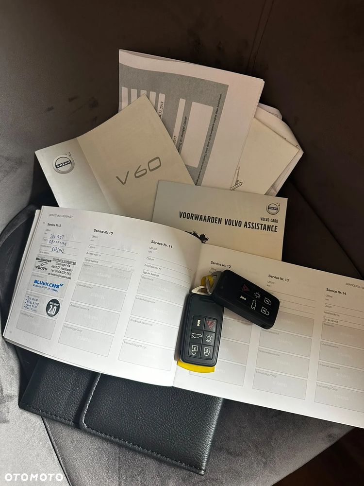 Volvo V60 D4 Geartronic - 35