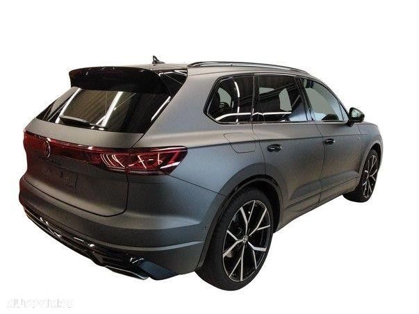 Volkswagen Touareg - 2