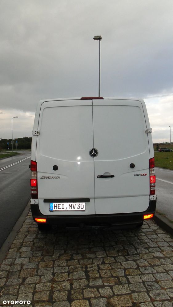 Mercedes-Benz Sprinter - 7