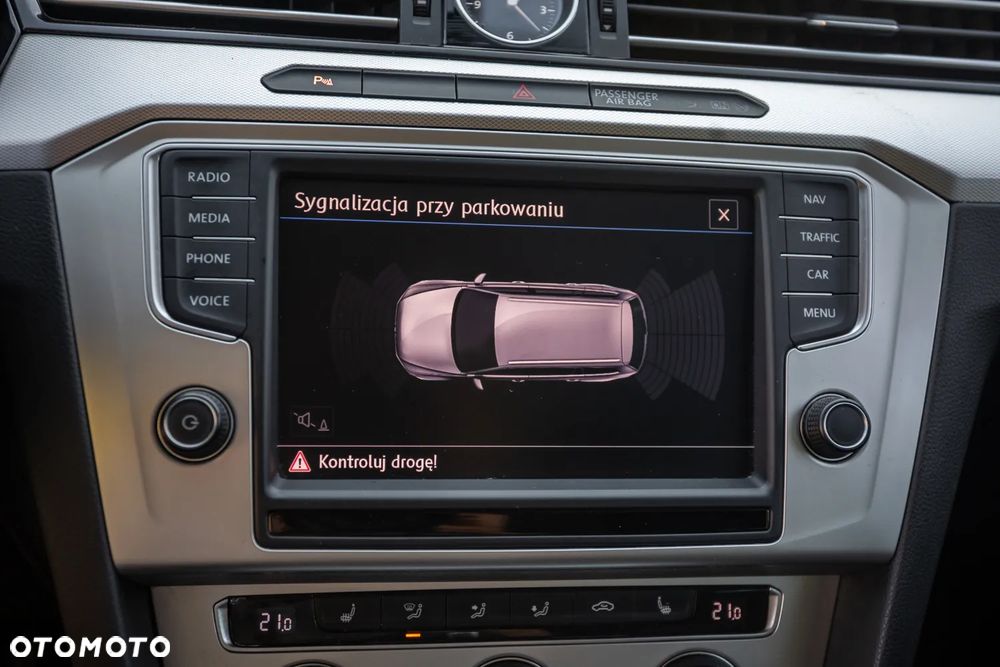Volkswagen Passat Variant 2.0 TDI SCR DSG - 33