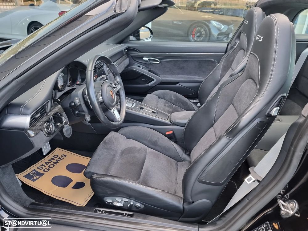 Porsche 911 (991) Targa 4 GTS PDK - 14