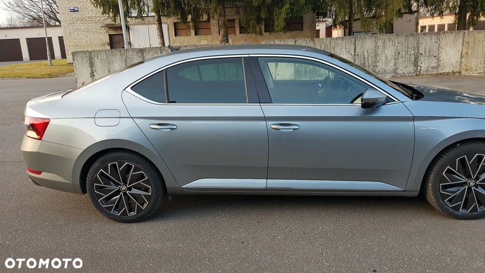 Skoda Superb 2.0 TDI L&K DSG - 8