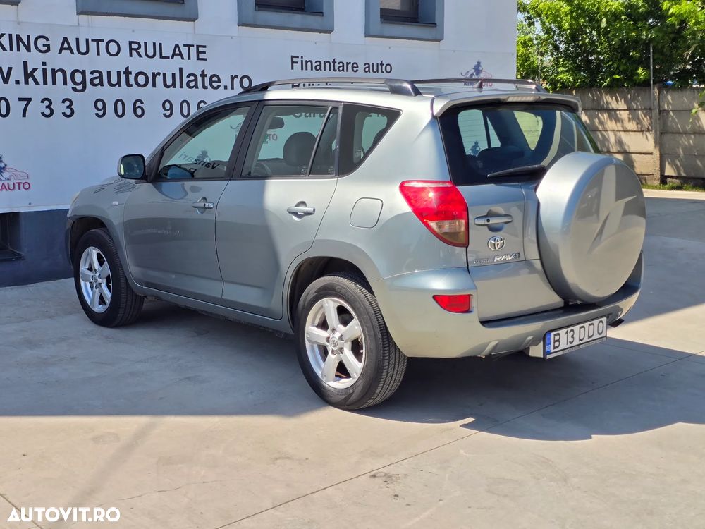 Toyota RAV4 - 14