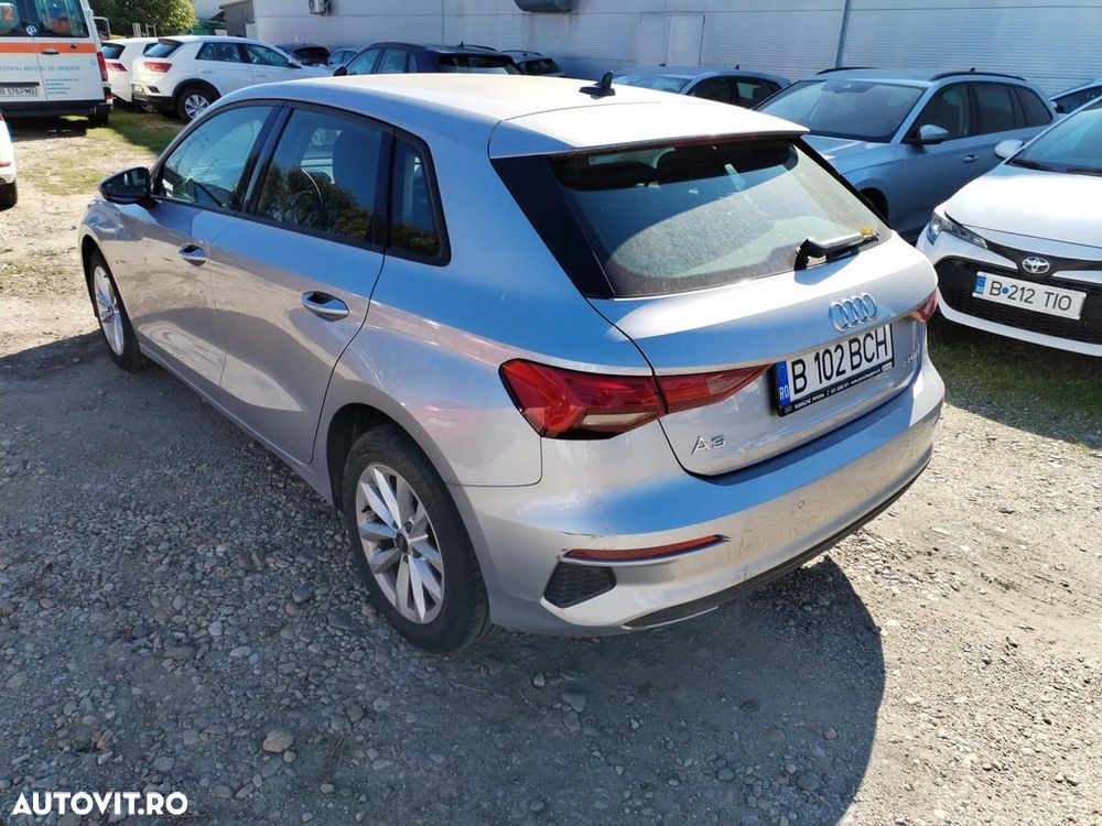 Audi A3 2.0 30 TDI Basic - 4