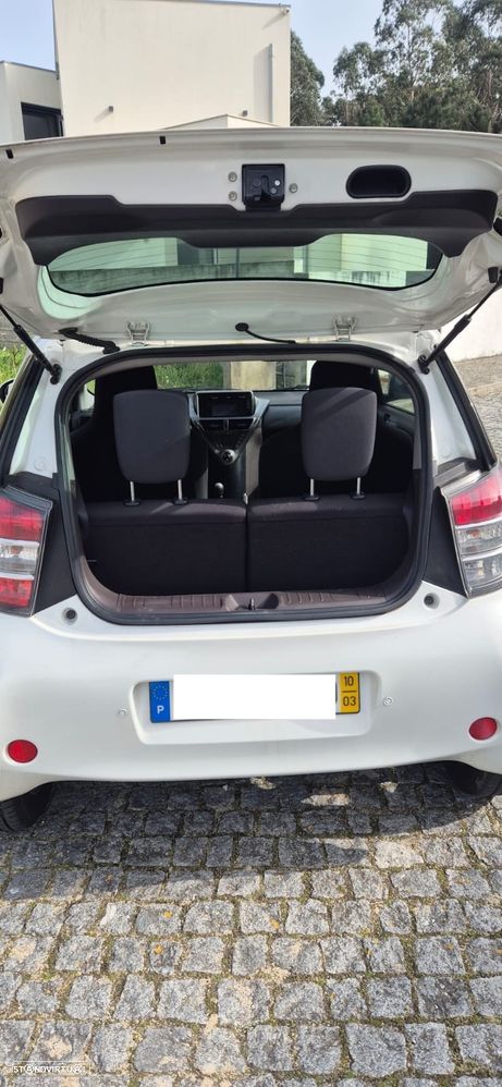 Toyota iQ 1.0 VVT-i 2 NAVI+Bluetooth - 15
