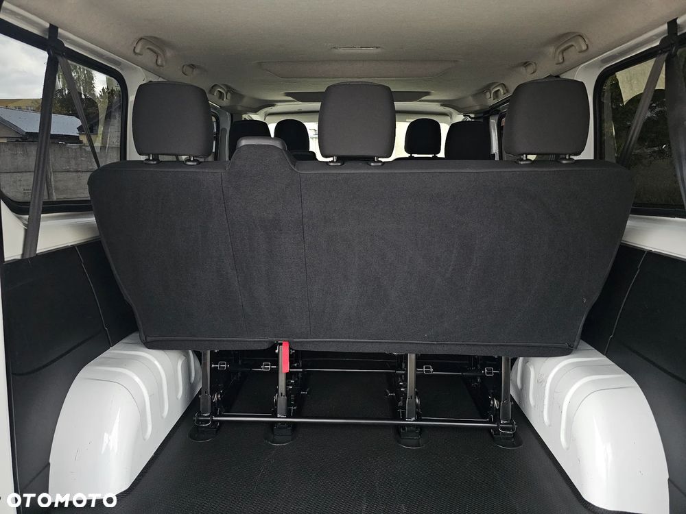 Opel Vivaro - 14