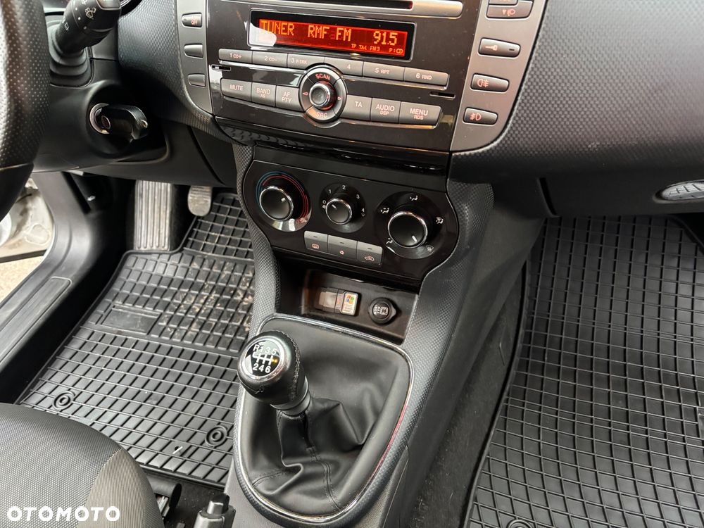 Fiat Bravo 1.4 T-JET 16V Street - 14