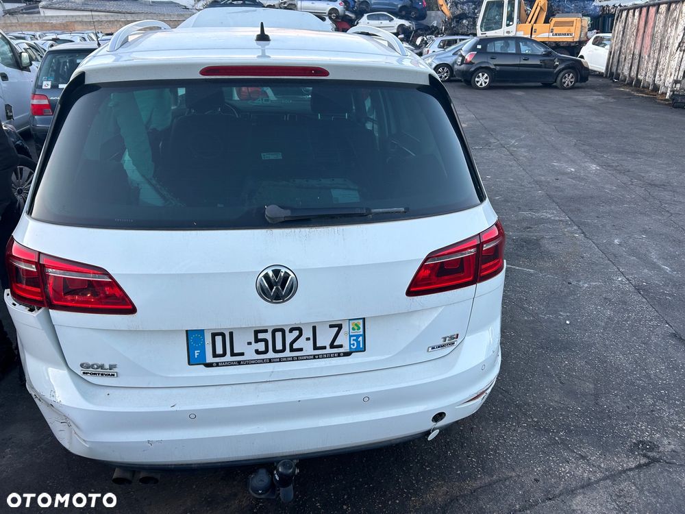 Volkswagen  Sportsvan klapa bagażnika LC9A - 1