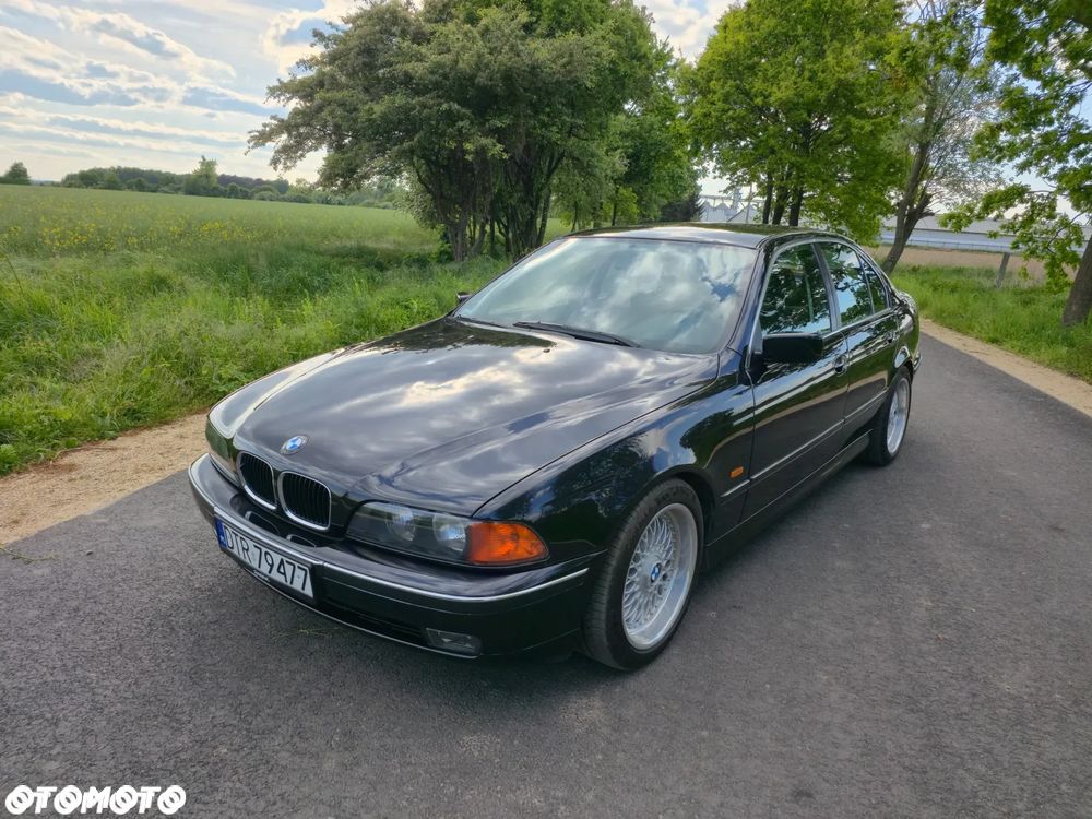 BMW Seria 5 523i - 1