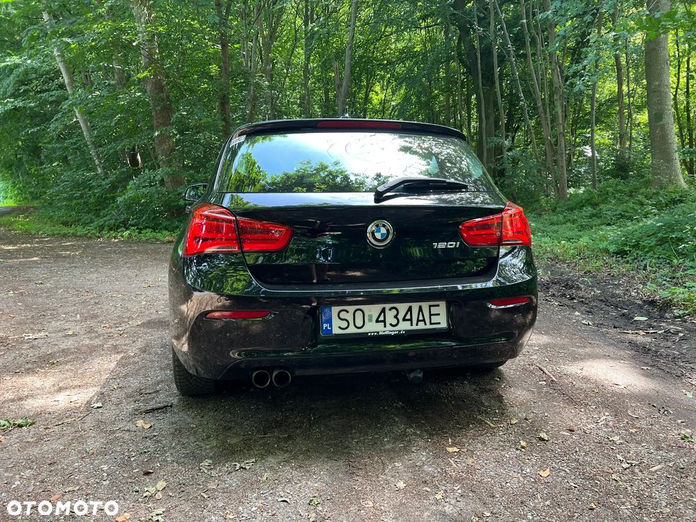 BMW Seria 1 120i - 5
