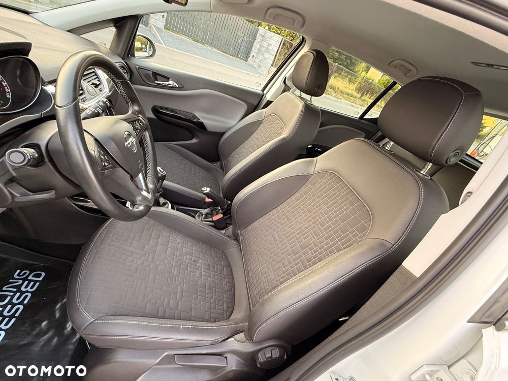 Opel Corsa 1.4 T Cosmo S&S - 24