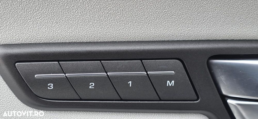 Land Rover Range Rover Evoque - 14