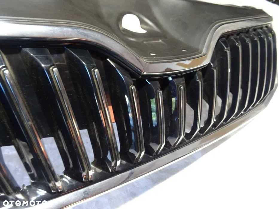 atrapa grill gril zderzak przód skoda superb iii 3 3v0 15-19 oem - 4